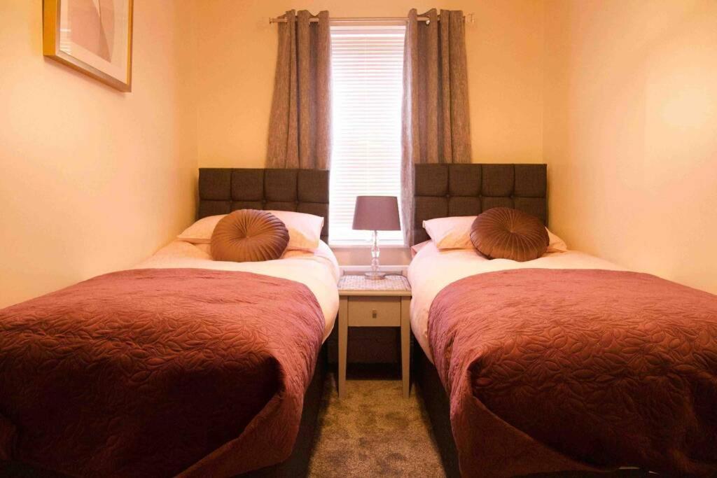 York City Centre, Recently Renovated 2 Bedroom Flat Dış mekan fotoğraf
