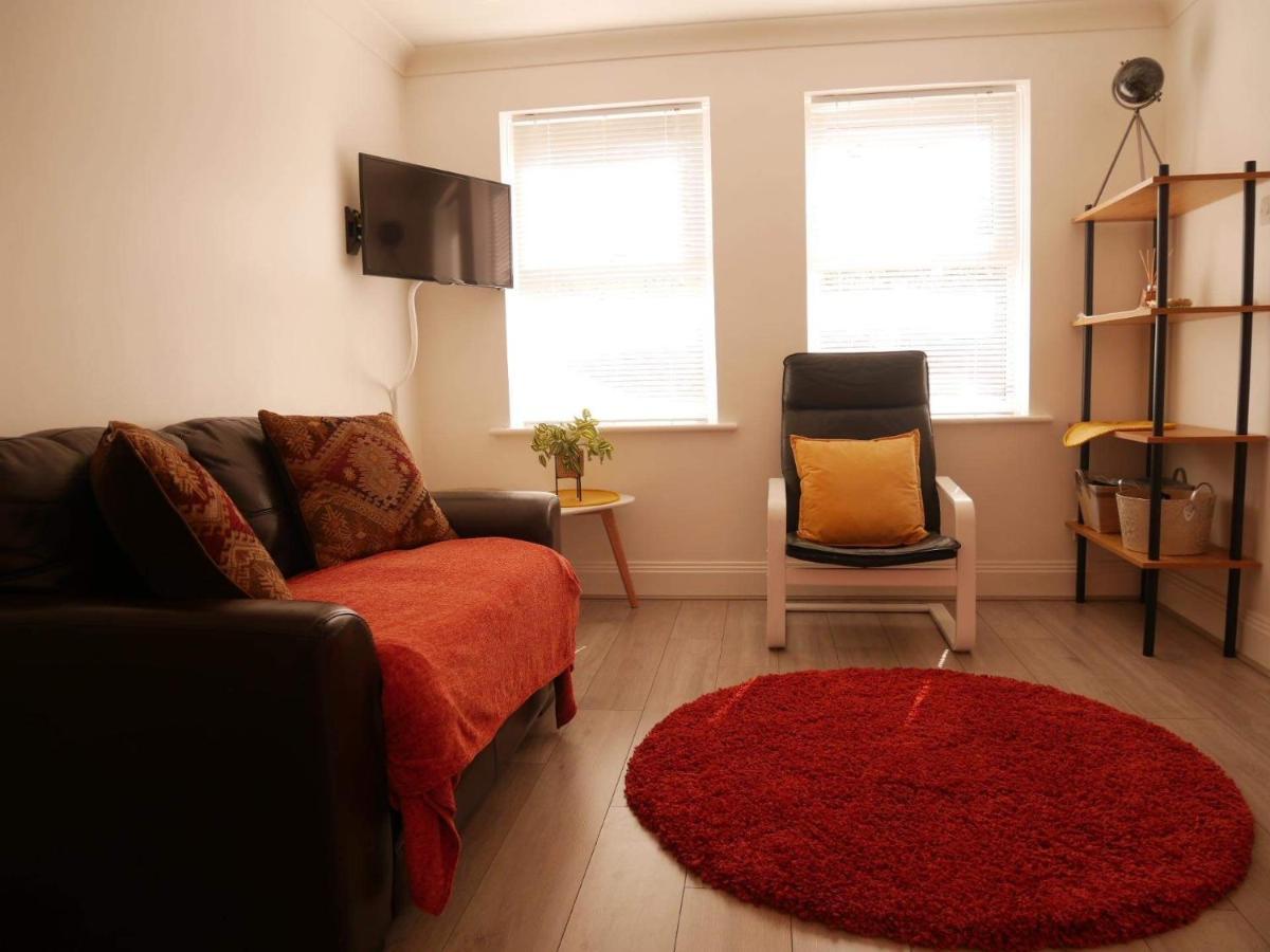 York City Centre, Recently Renovated 2 Bedroom Flat Dış mekan fotoğraf